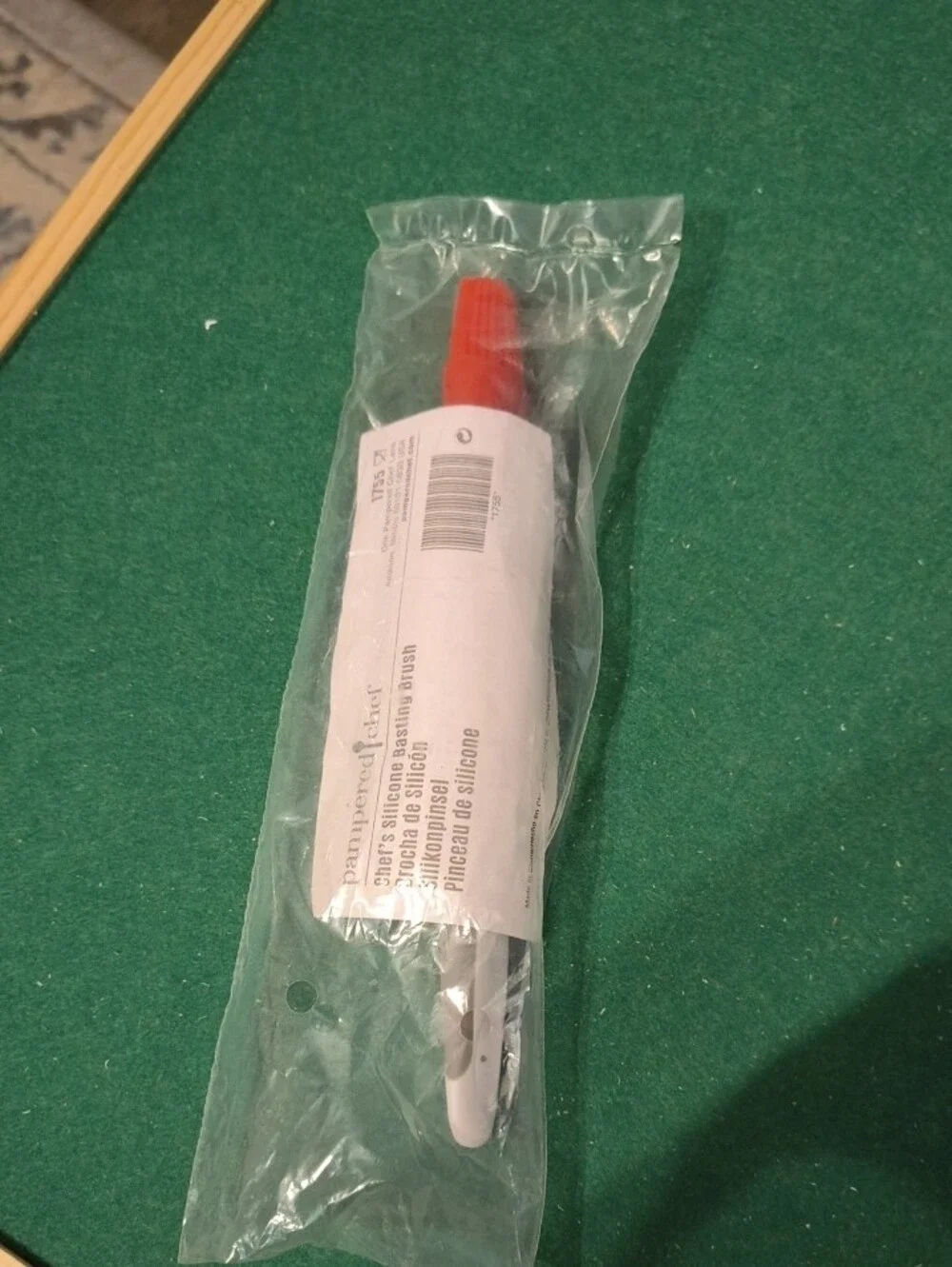 Pampered Chef Silicone Basting Brush - White and Red